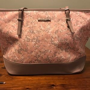 NWOT Nine West Gray & Pink Floral Tote